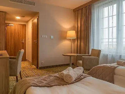 Arche 4* 쳉스토호바